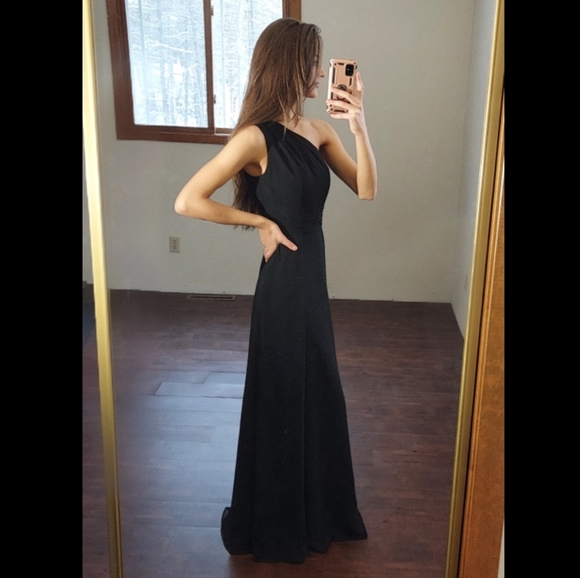 Azazie- A0 Dallas Black One Shoulder Dress - Picture 2 of 4